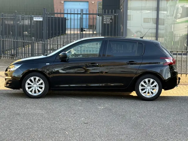 Peugeot 308 1.2 PureTech Style 2016 Benzine 3