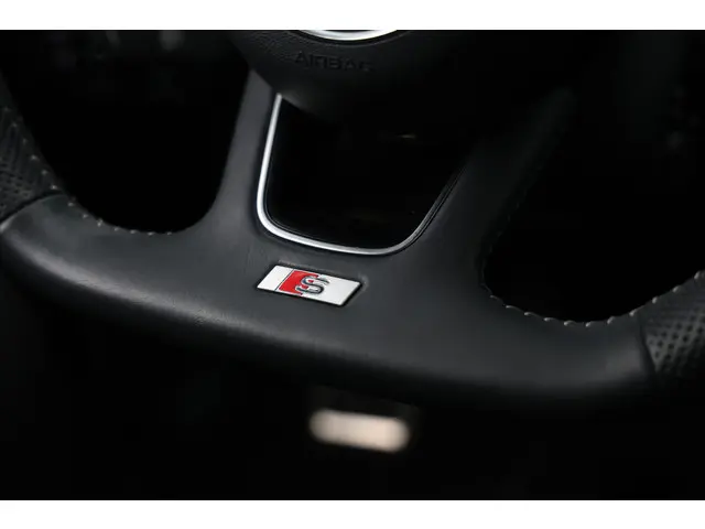 Audi A3 Limousine 30 TFSI 3x S-line 2020 Benzine 34