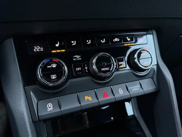 Škoda Karoq 1.5 TSI ACT Sportline Business 2021 Benzine 27