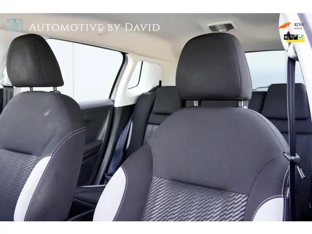 Peugeot 2008 1.2 VTi 82 pk ACTIVE 2014 Benzine 44
