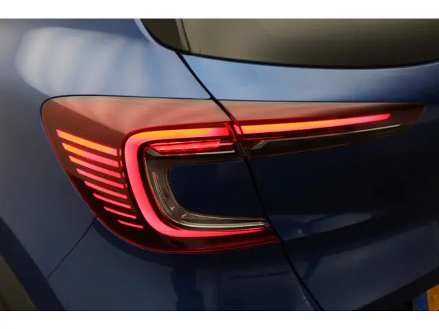 Renault Captur 1.3 TCe 130 Intens 2020 Benzine 26