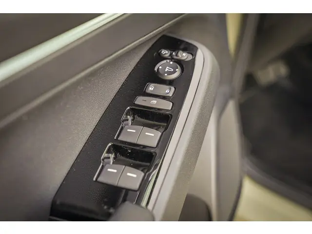 Honda HR-V 1.5i e:HEV ADVANCE 2023 Hybride Benzine 30