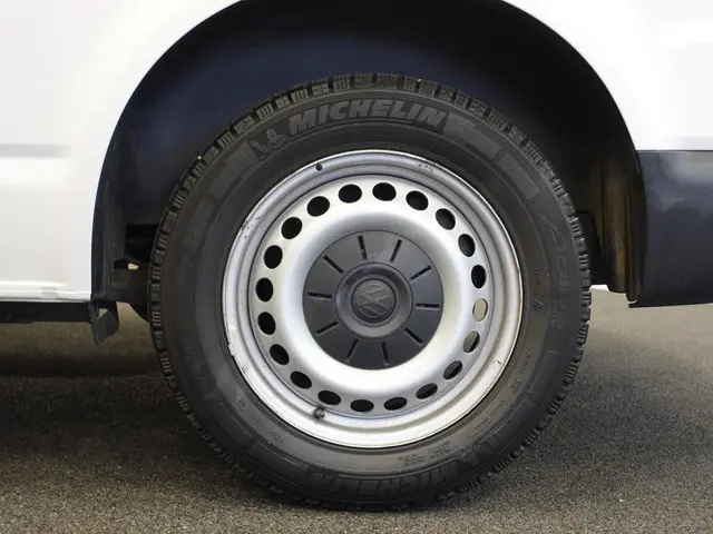 Volkswagen Transporter 2.0 TDI 110pk L2H1 2021 Diesel 6