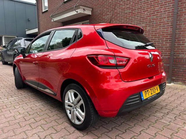 Renault Clio 0.9 TCe Zen 2017 Benzine 2