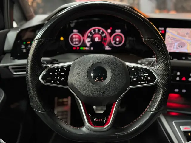 Volkswagen Golf 2.0 TSI GTI|PANO|STOELVER|ACC 2022 Benzine 24