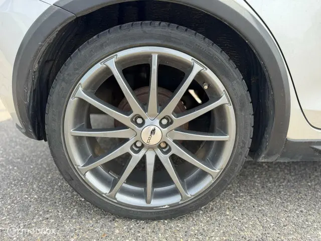 Suzuki Swift 1.2 Bandit EASSS 2012 Benzine 10