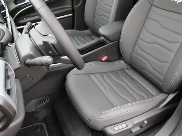 Jeep Avenger 1.2 e-Hybrid Summit 2026 Hybride Benzine 11