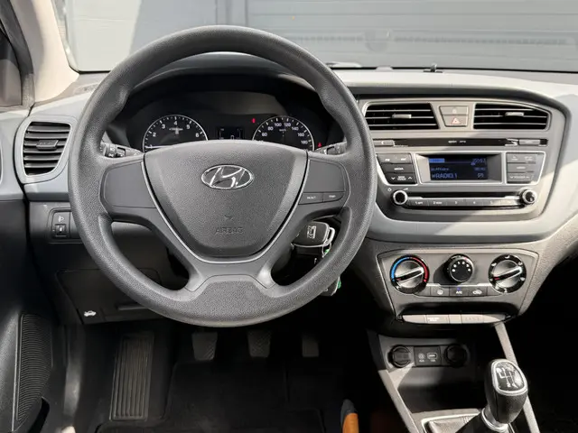 Hyundai i20 1.0 T-GDI i-Drive Cool 2016 Benzine 3