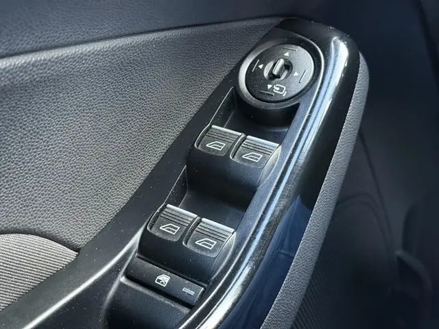 Ford Fiesta 1.0 EcoBoost Titanium 2016 Benzine 21