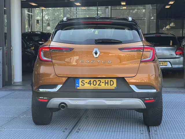 Renault Captur 1.3 TCe 130 Intens 2020 Benzine 19