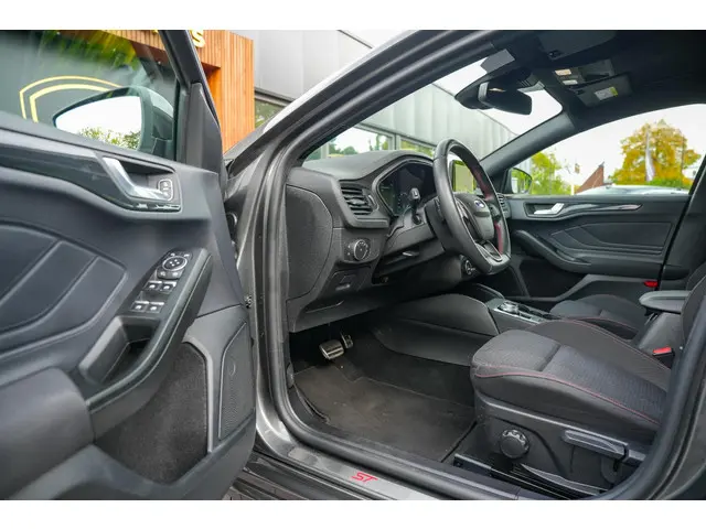 Ford Focus ST Line 2019 Benzine 6