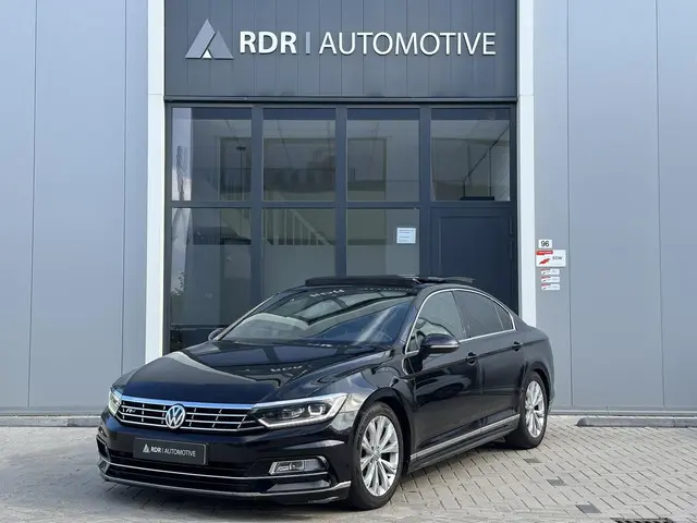 Volkswagen Passat 1.4 TSI R-Line / Pano / Leder 2016 Benzine 7
