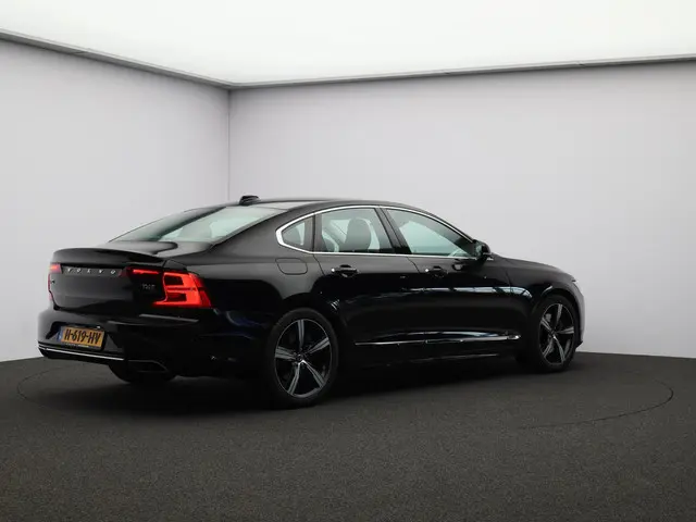 Volvo S90 2