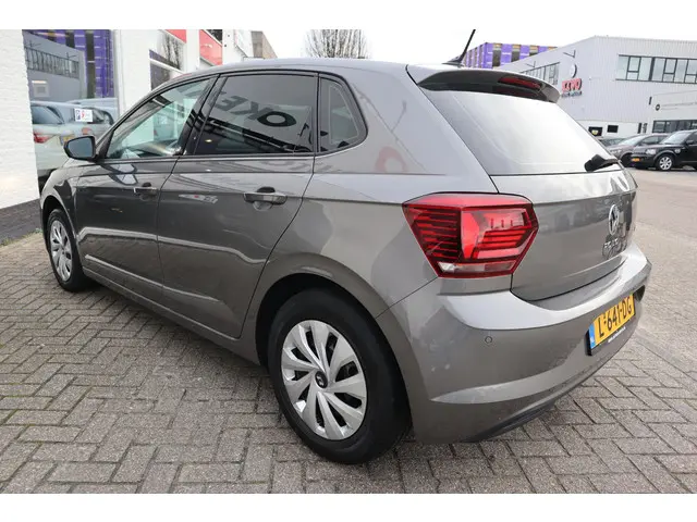 Volkswagen Polo 1.0 TSI COMFORTLINE 2021 Benzine 26