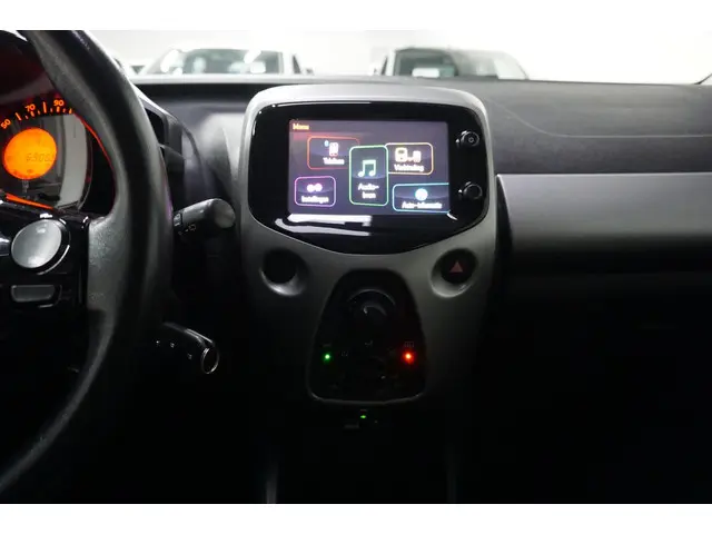 Toyota Aygo 1.0 VVT-i x-sport 2016 Benzine 20
