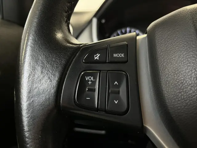 Suzuki Vitara 1.6 Exclusive 2015 Benzine 29