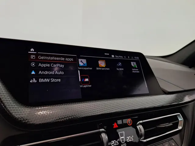 BMW 1 Serie 118i Executive Edition 2021 Benzine 26