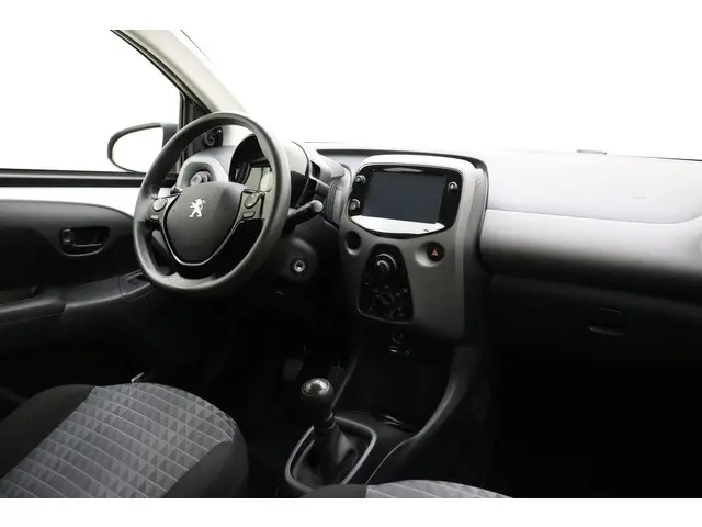 Peugeot 108 1.0 e-VTi Active 2021 Benzine 14