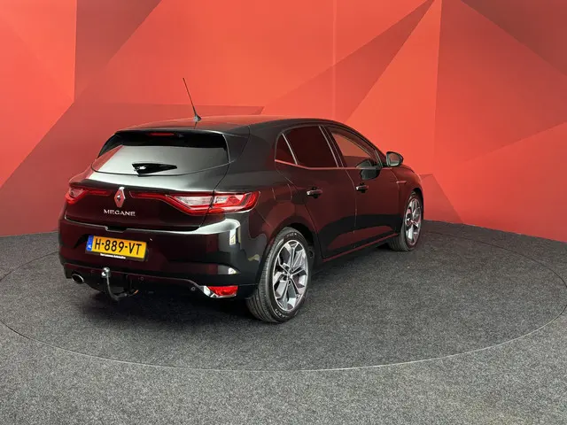 Renault Mégane 1.2 TCe Bose 2018 Benzine 35