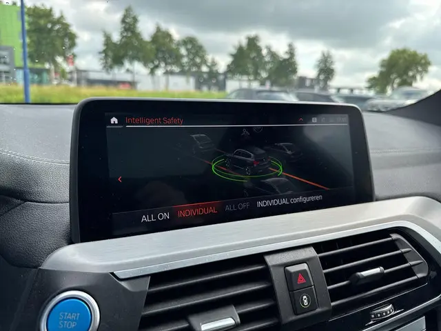 BMW iX3 High Executive 80 kWh 2021 Elektrisch 18