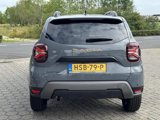 Dacia Duster 1.3 TCe 150 Extreme 2024 Benzine 7