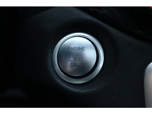 Mercedes-Benz GLA AMG 45 4MATIC 2018 Benzine 32