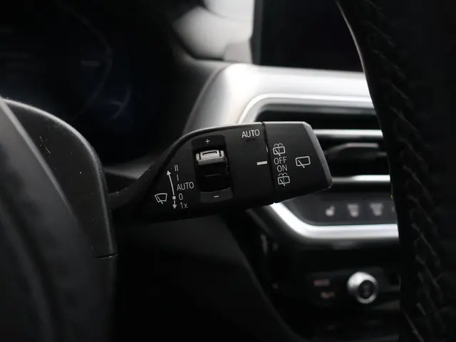 BMW iX3 High Executive 80 kWh 2023 Elektrisch 33