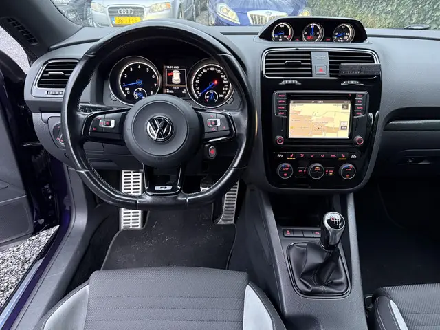 Volkswagen Scirocco 2.0 R 2016 Benzine 11