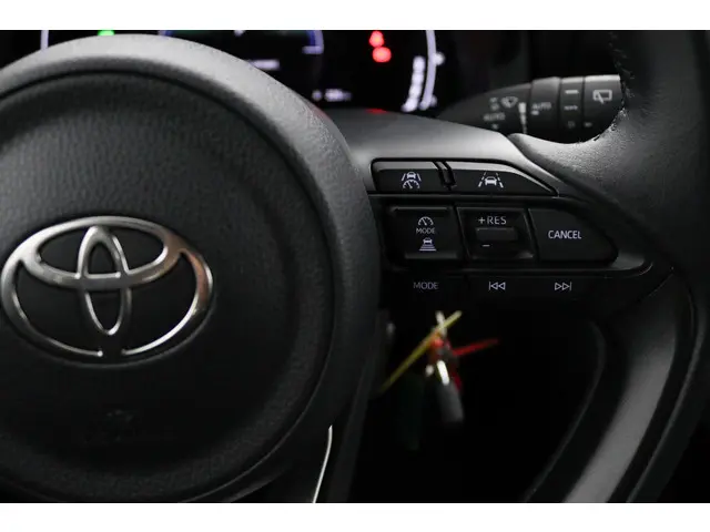 Toyota Yaris Cross 1.5 Hybrid 115 2024 Hybride Benzine 21