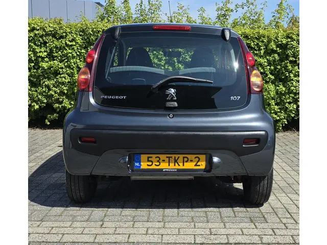 Peugeot 107 1.0 Access Accent 2012 Benzine 2