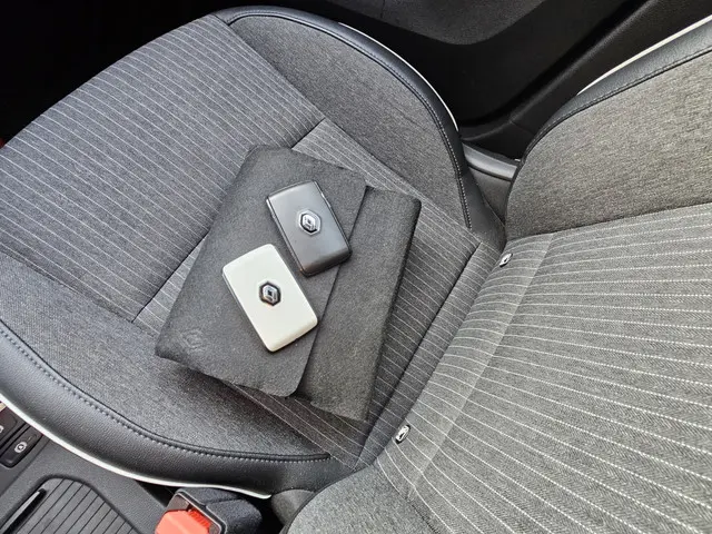 Renault Clio 1.0 TCe 90 Techno Camera/Pdc 2022 Benzine 26