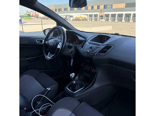 Ford Fiesta 1.6 ST1 | Uniek | Super Netjes ! 2014 Benzine 6