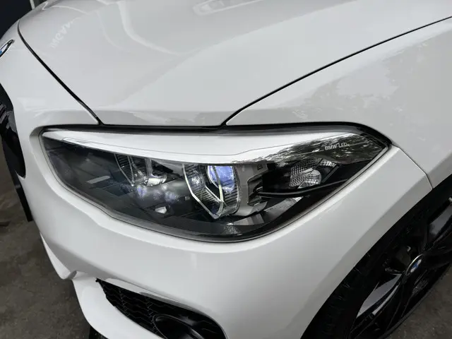 BMW 1 Serie 118i 136pk Automaat Executive 2019 Benzine 4