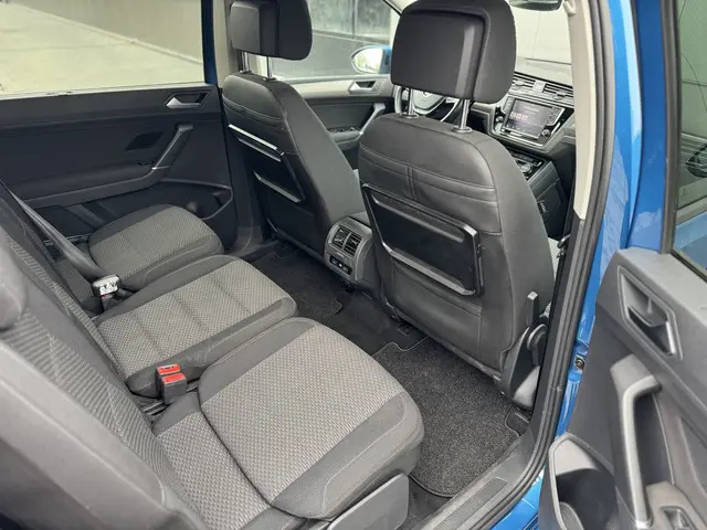 Volkswagen Touran 1.4 TSI DSG Highline 2016 Benzine 8
