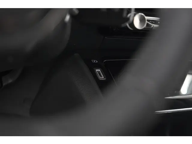 Peugeot 208 PureTech 100 Allure 2024 Benzine 44