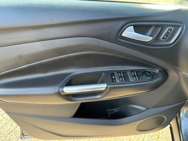 Ford Kuga 1.5 Titanium Plus 2014 Benzine 17