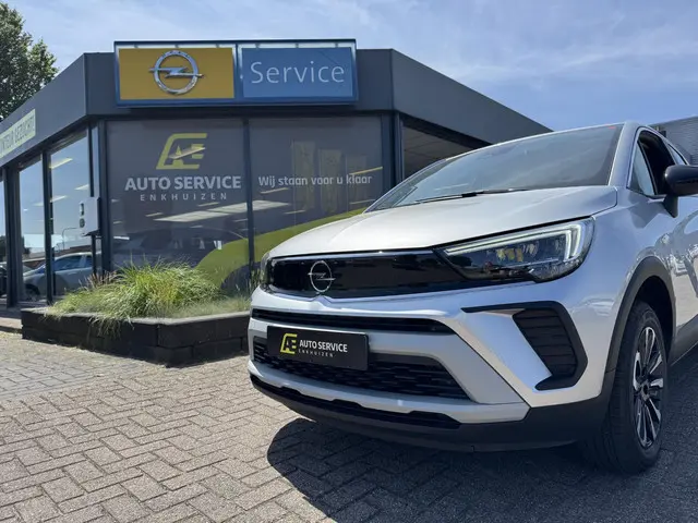 Opel Crossland 1.2 Turbo 130 pk Elegance 2023 Benzine 4