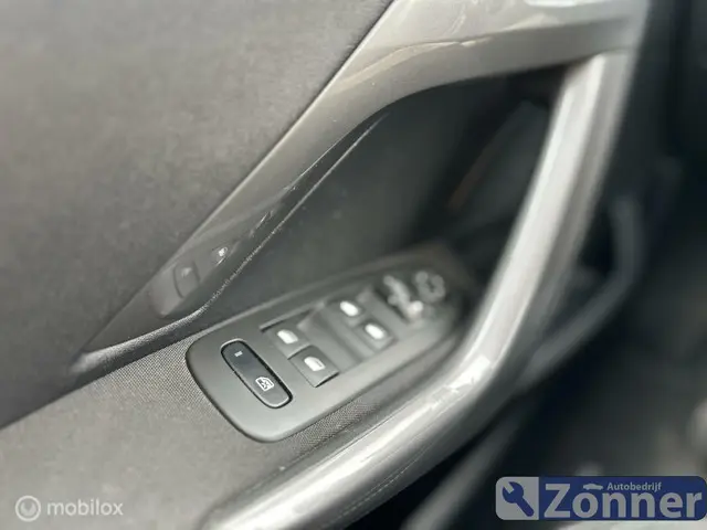 Peugeot 2008 1.6 BlueHDi 2016 Diesel 12