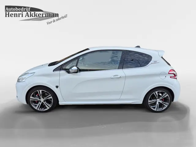 Peugeot 208 1.6 THP GTi 2013 Benzine 2