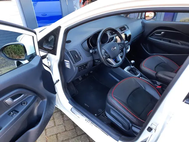 Kia Rio 1.2 CVVT ComfortLine 2016 Benzine 7