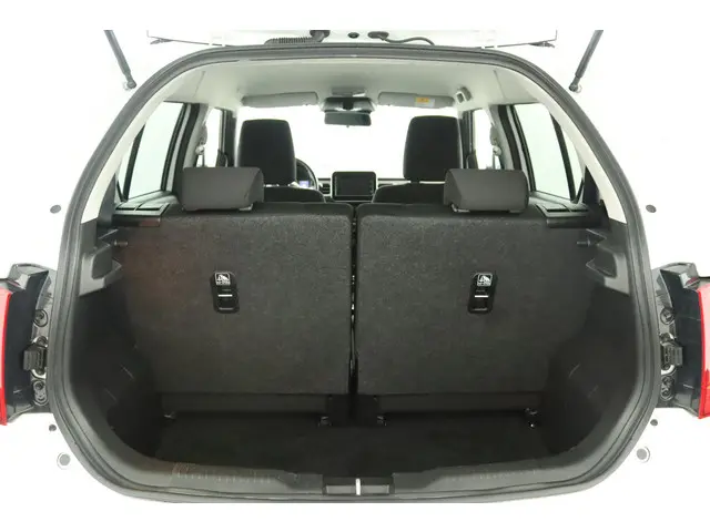 Suzuki Ignis 1.2 Smart Hybrid Style 2021 Benzine 24