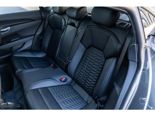 Audi e-tron GT GT 93 kWh 2022 Elektrisch 26