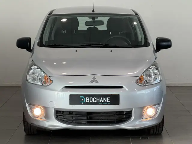Mitsubishi Space Star 3