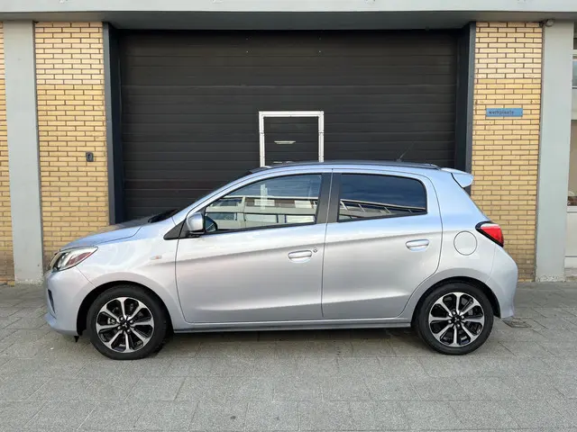 Mitsubishi Space Star 1.2 Nova 2020 Benzine