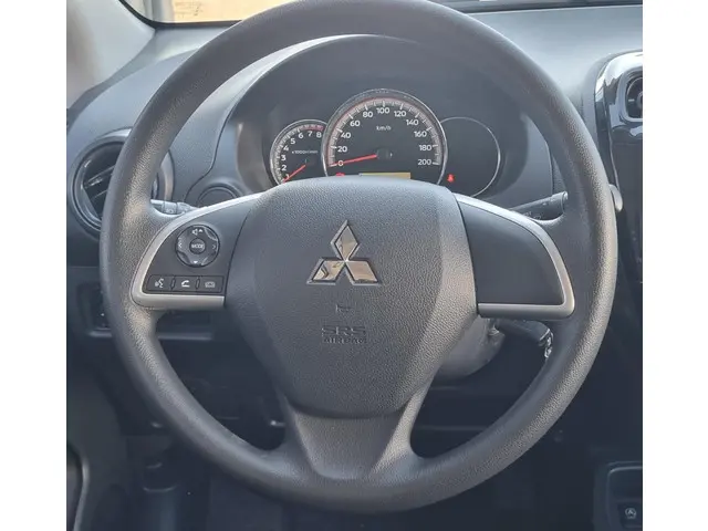 Mitsubishi Space Star 1.2 Connect+ 2023 Benzine 8