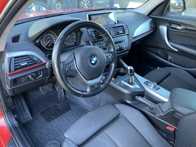 BMW 1 Serie 118i High Executive M-PAKKET 2012 Benzine 12