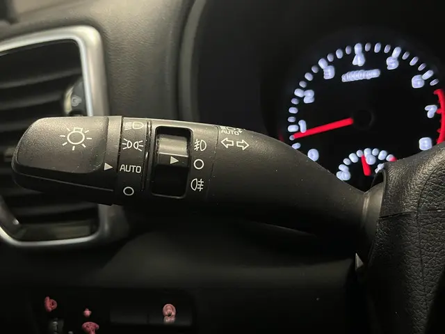 Kia Sportage 1.6 T-GDI DynamicPlusLine 2020 Benzine 37