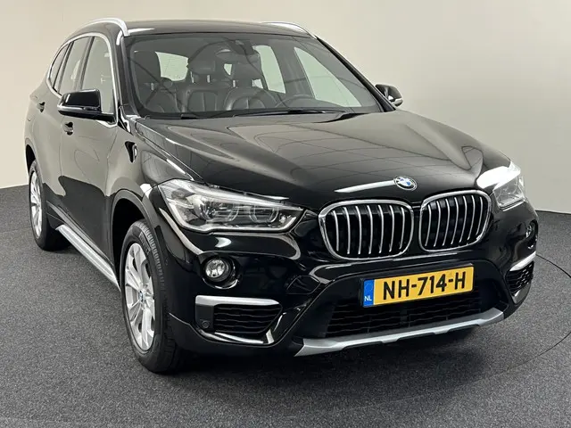 BMW X1 sDrive18i Centennial High Executive 2017 Benzine 6