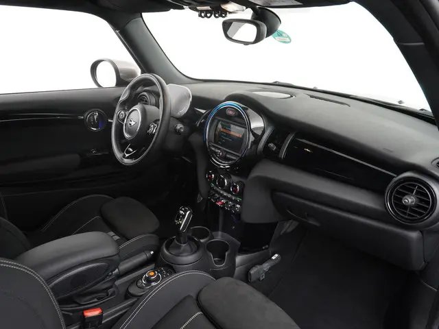 MINI Cooper Mini 1.5 2021 Benzine 39