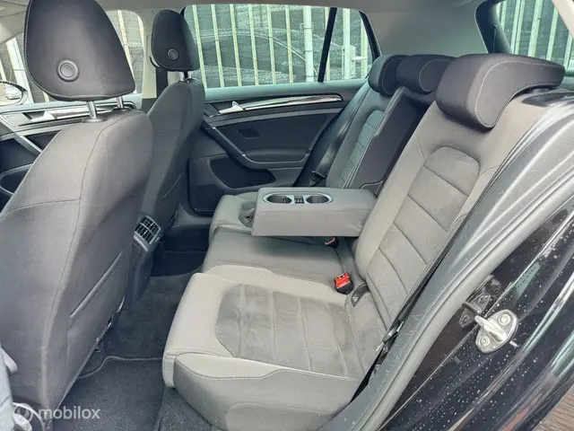 Volkswagen Golf 1.4 TSI Highline 2017 Benzine 27